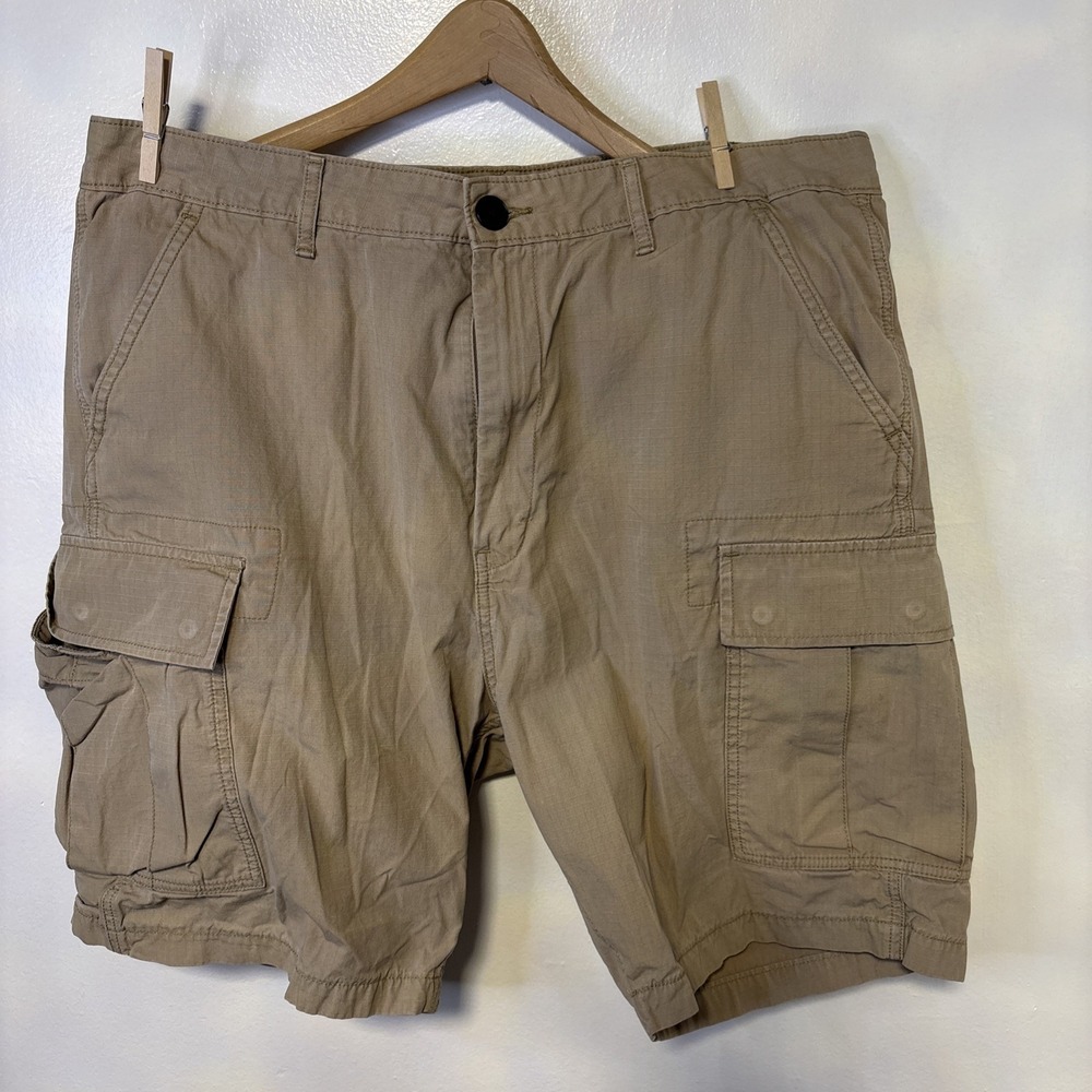 Levis Rip Stop Cotton Beige Cargo Shorts 9" Inseam Mens Size 38‎